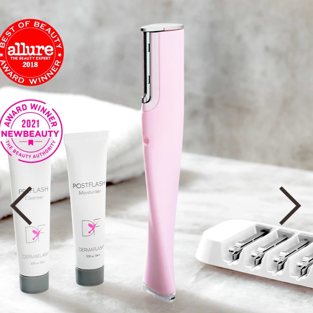 Dermaflash Luxe! BRAND NEW - PINK